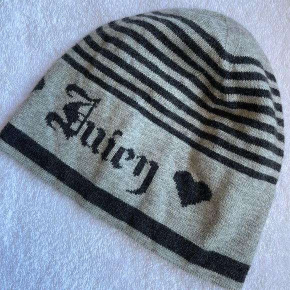 Juicy Couture Green Velvet, Leather Bracelet w/ Crystals plus a Juicy Beanie - Picture 5 of 10